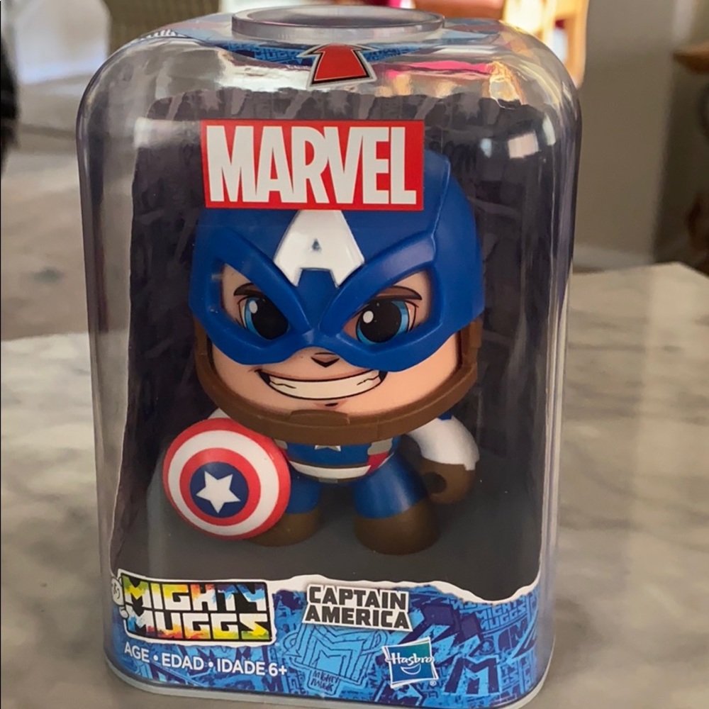 Captain America Mighty Muggs Figure/New